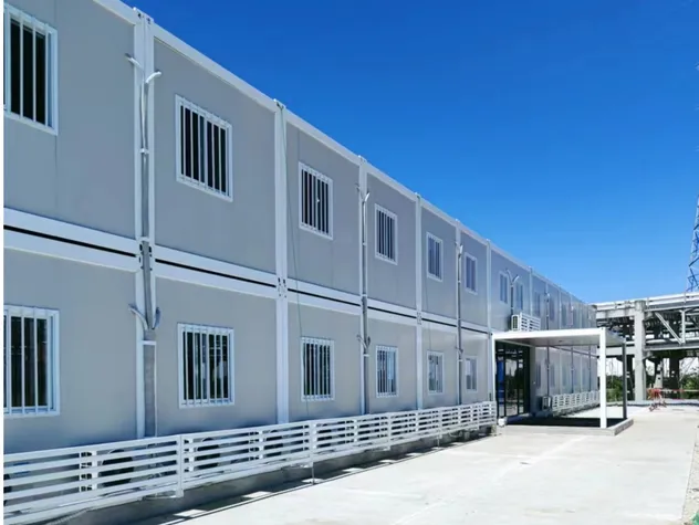 Casa Modular Elegante con Diseño Contemporáneo y Características Ecológicas