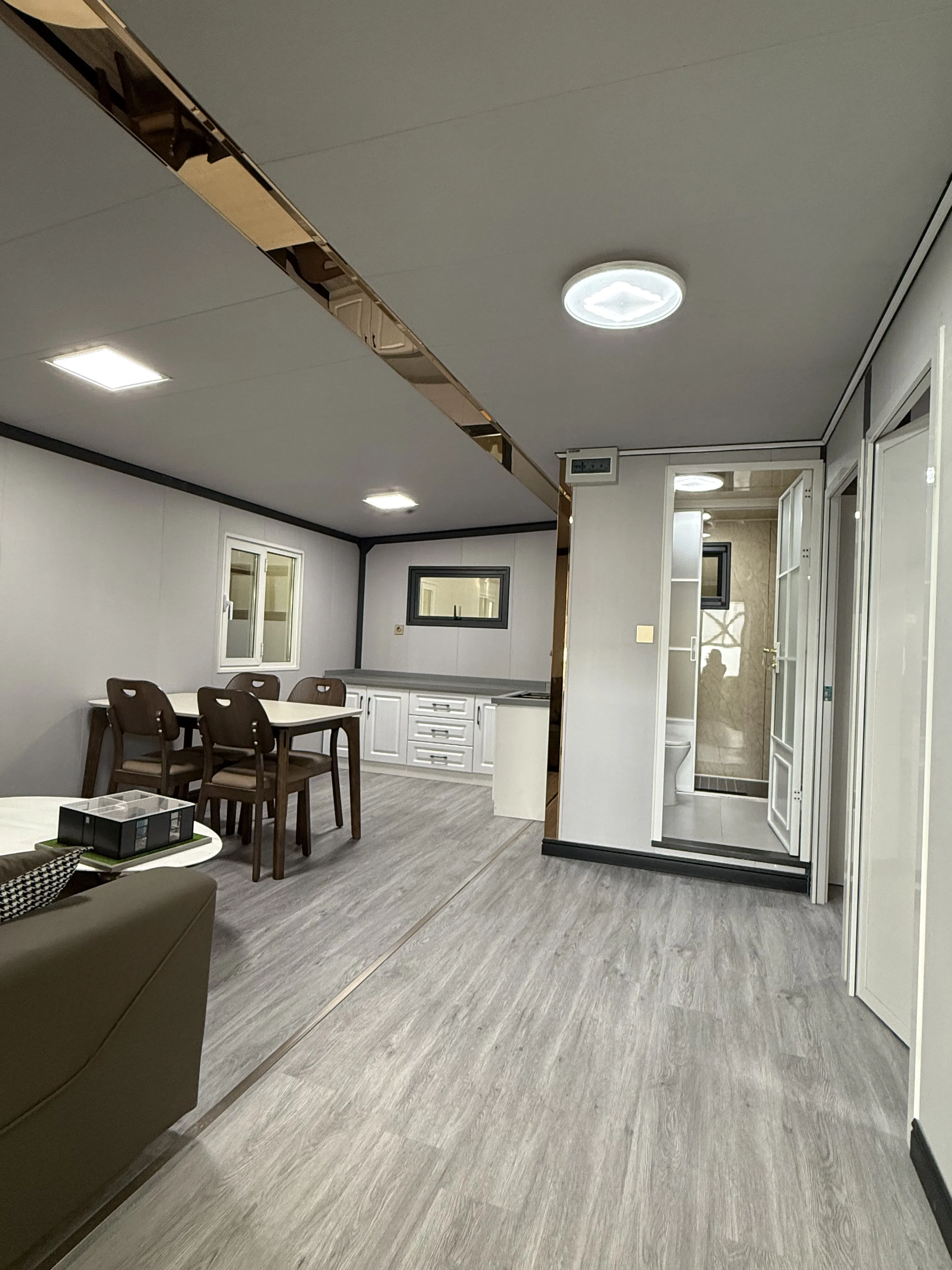 Casa Modular Moderna con Opciones de Color Personalizables