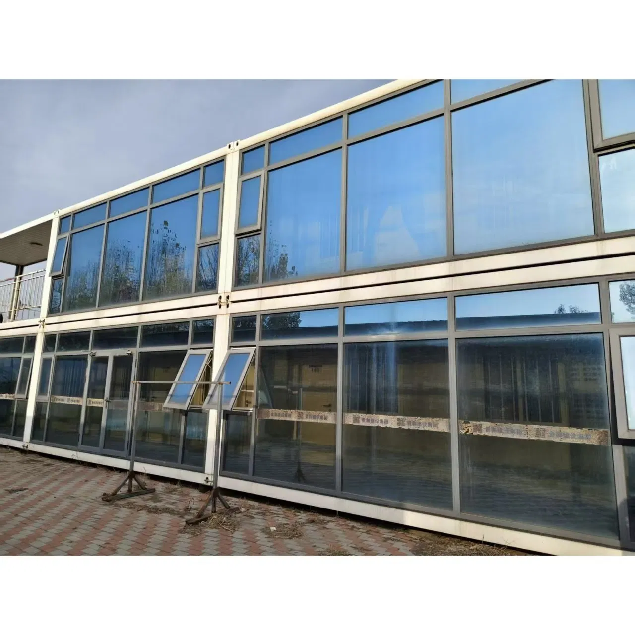 Ensamblaje Eficiente|Construcción Prefabricada Modular Personalizada