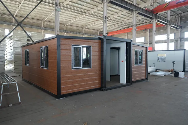 Casa Modular Preconstruida Expandible Inteligente 700 Ancha para Residencia de Vacaciones