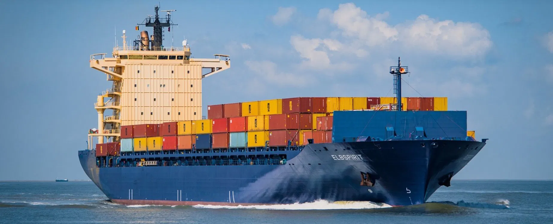 Transporte seguro de oficinas contenedores