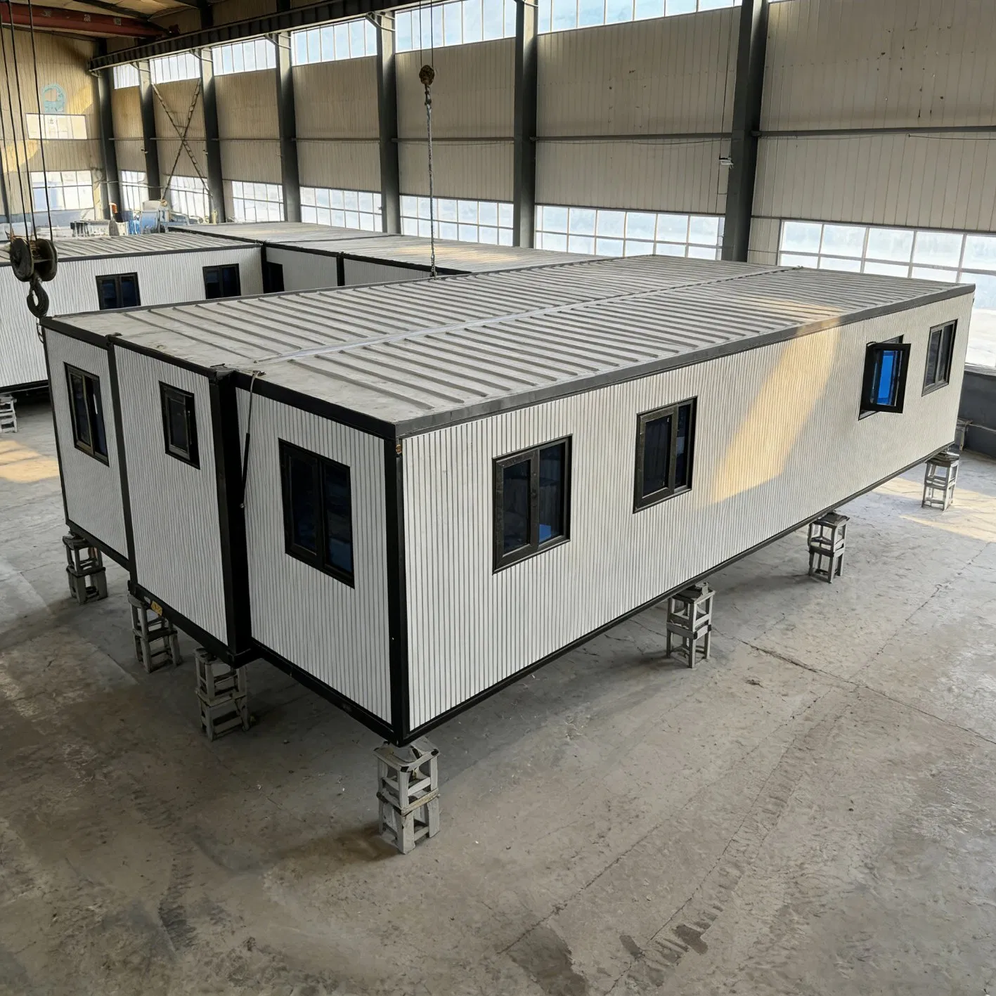 Casa Contenedor Prefabricada Modular Expandible de 2 Habitaciones Moderna 20 40 FT 2-6
