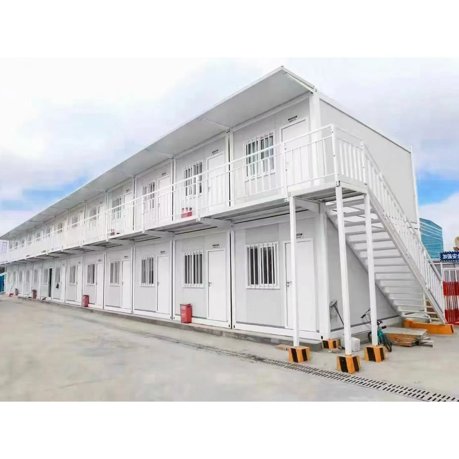 Casas de contenedores prefabricados duraderos para soluciones de ensamblaje rápido