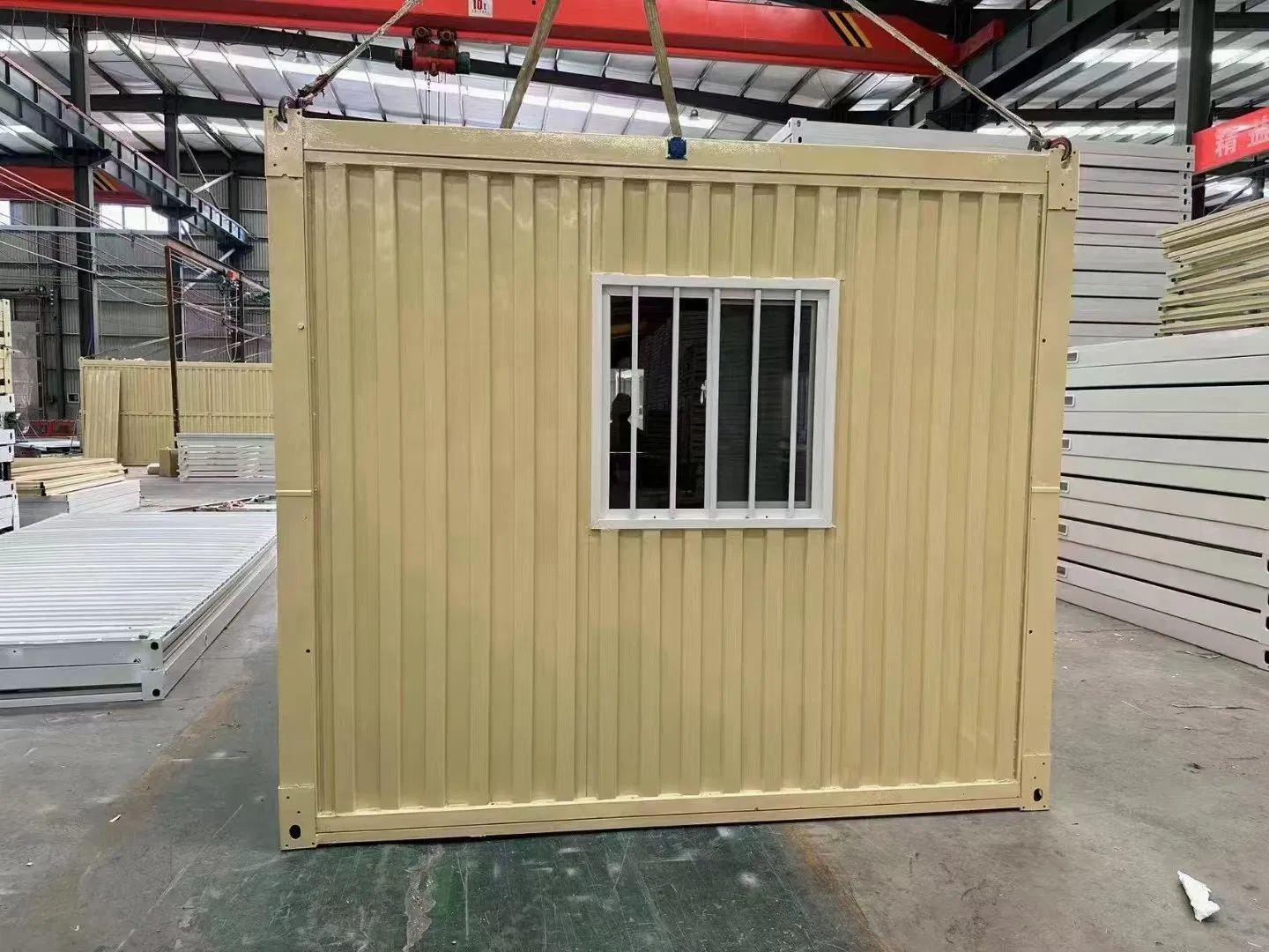 Casa Modular Tipo Z Moderna para una Vida Simplificada