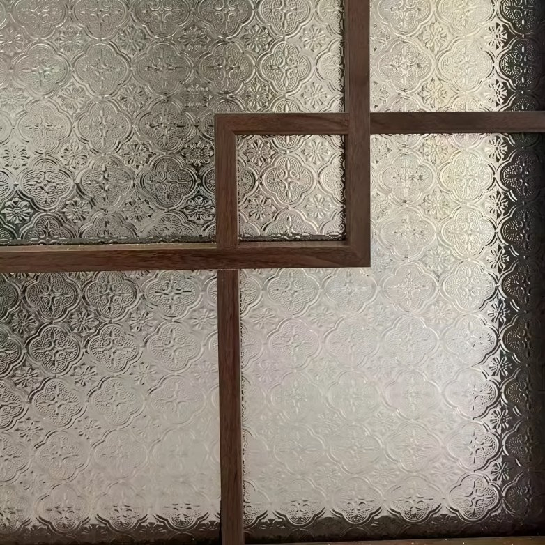 باب منزلق زجاجي مقسى بإطار ألمنيوم مزدوج للتصميم الداخلي الحديث