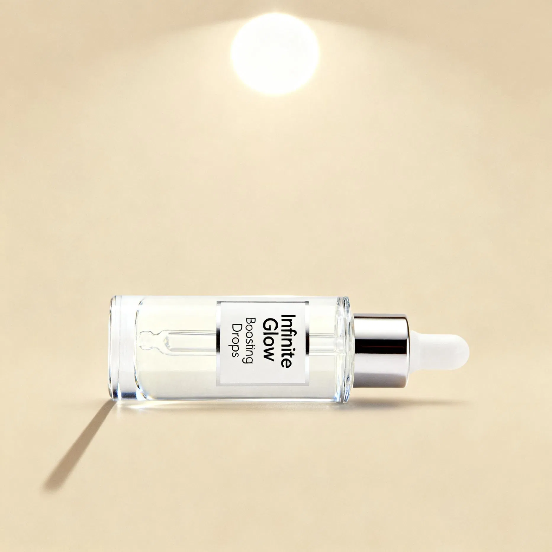 Suero facial de lujo para aclarar y reparar rápidamente con ácido elágico de pequeñas moléculas y péptido corto transdérmico para resultados instantáneos