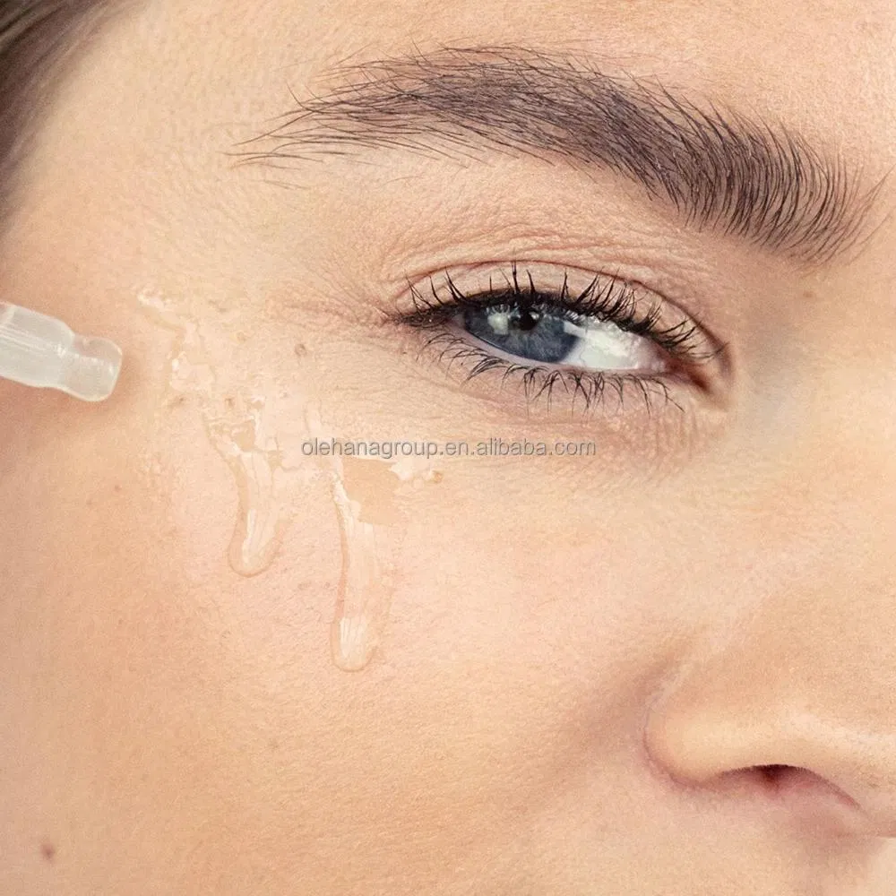 Suero Calmante Hidratante para Piel Sensible Vegano de Marca Privada, Antienvejecimiento, Iluminador, Esencia Facial para el Rostro