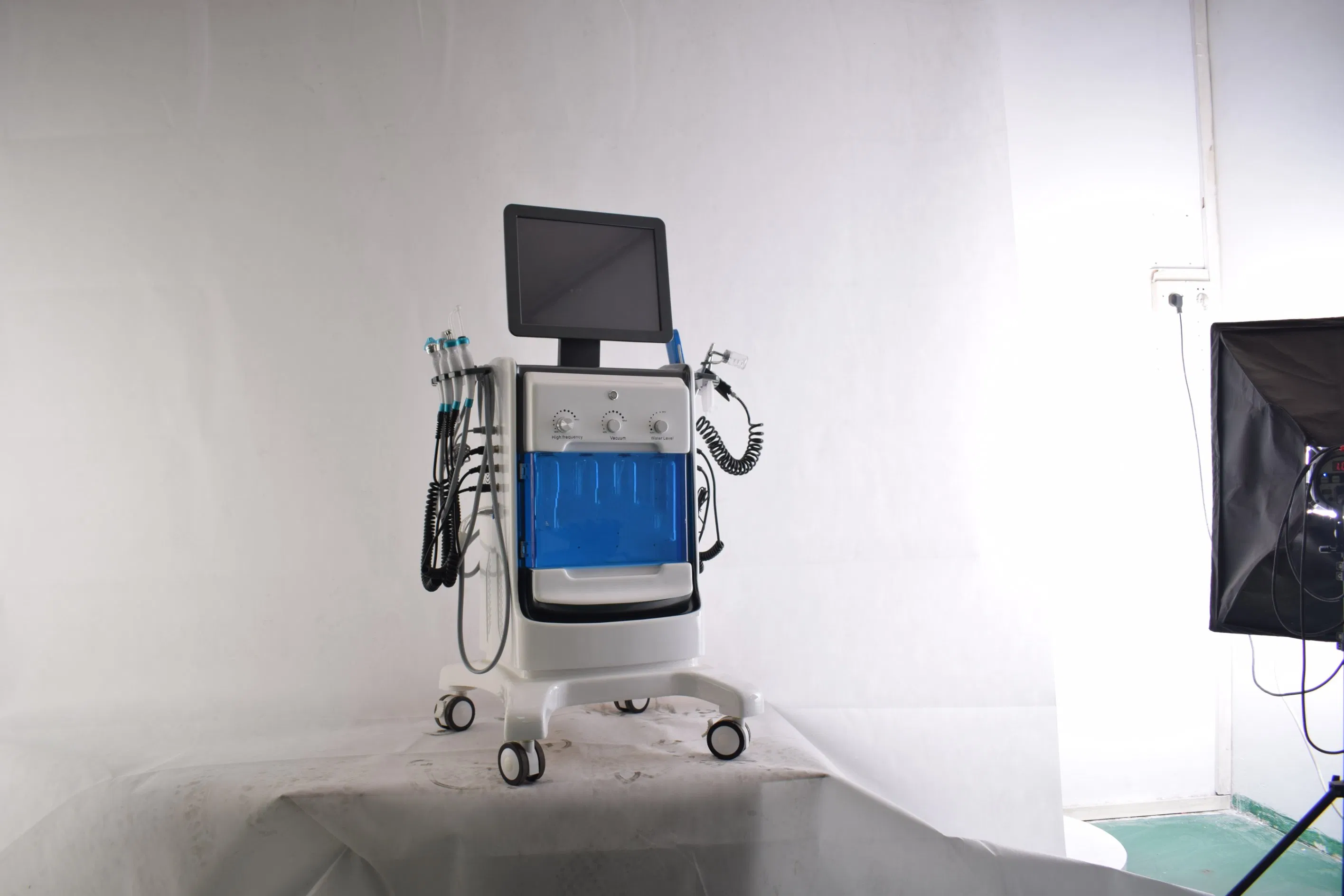Máquina facial portátil de chorro de oxígeno para aclarar manchas en la piel, sin dolor, OEM