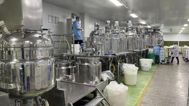 Logística y exportación global de cosméticos y marcas privadas