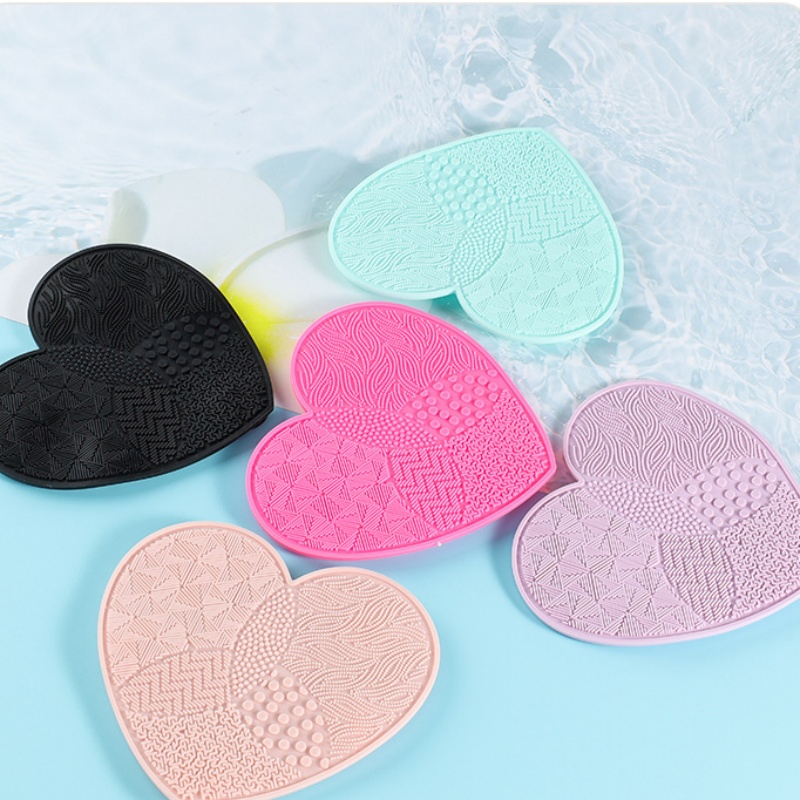 Ferramenta de Limpeza em Forma de Coração, Almofada de Esfregão, Limpador de Silicone para Pincéis de Maquiagem