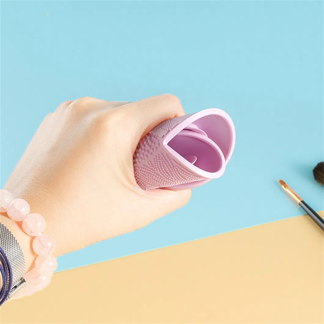 Ferramenta de Limpeza em Forma de Coração, Almofada de Esfregão, Limpador de Silicone para Pincéis de Maquiagem