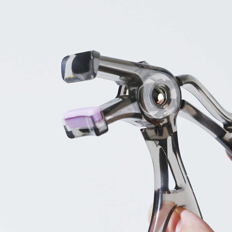 Curvador de Cílios Mini de Plástico Transparente por Atacado, Dispositivo de Curvatura Parcial Ergonômico