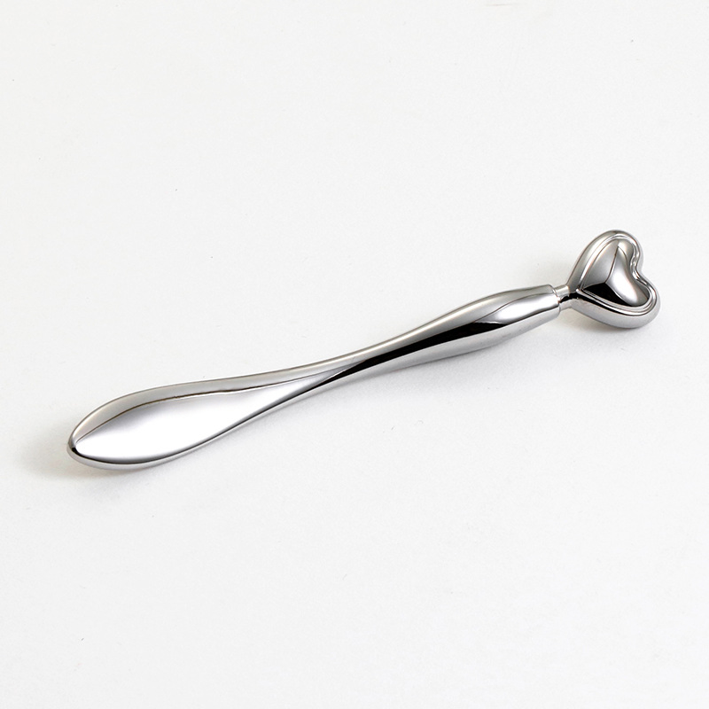 Hot-Sell Metal Heart-Shaped Roller-Ball Eye Cream Applicator &amp; Massage Wand
