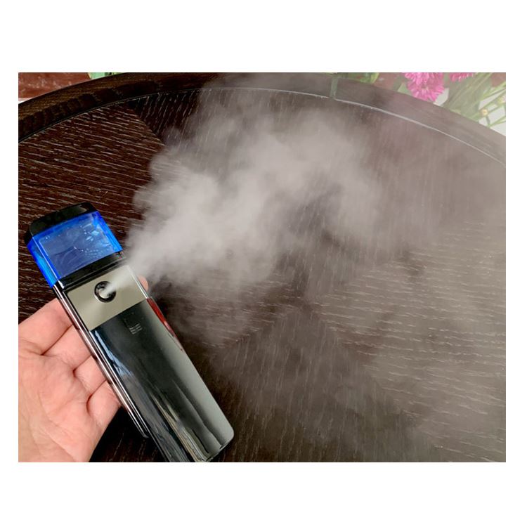 Electric Mini Face Nano Spay Facial Steamer Handy Beauty Water Mist Spray Skin Care Nano Mister