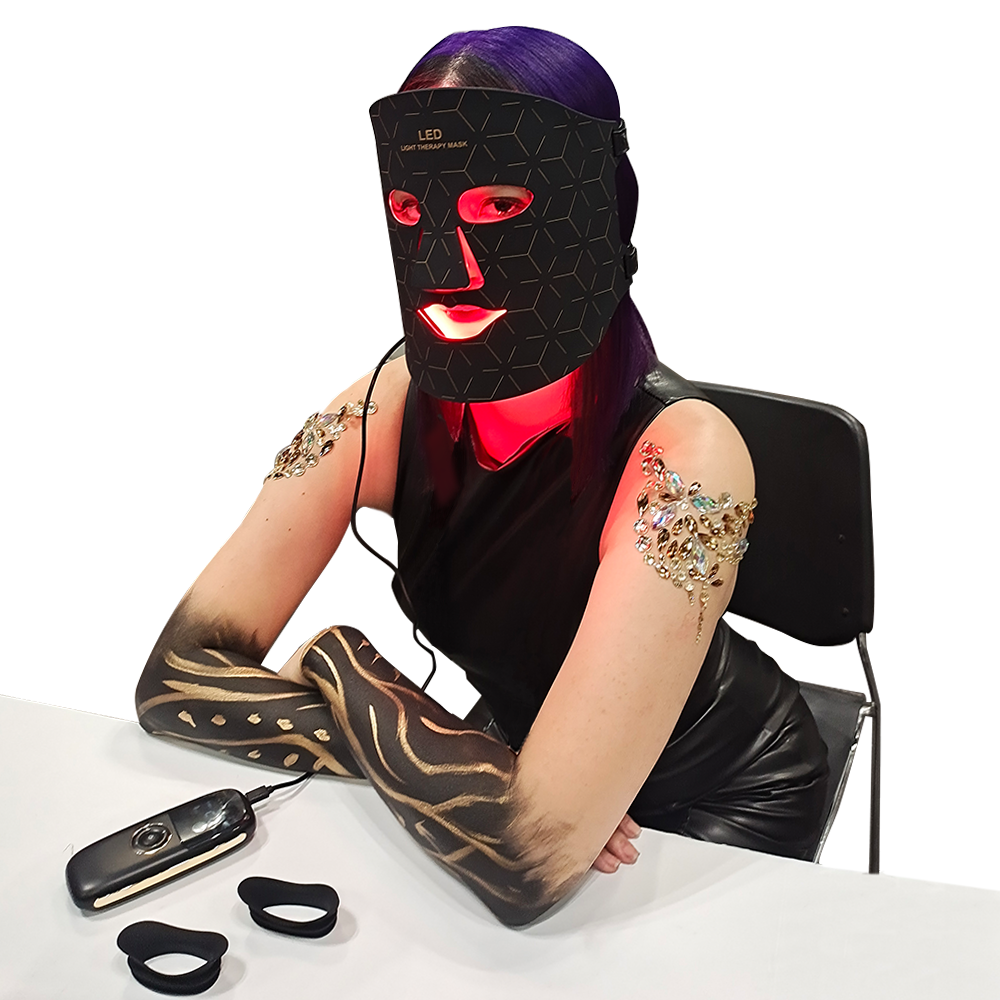 BIOMOL Professional Hand Held Wearable LED Therapy Light Mask with PDT Photon Technology 415nm 605nm 635nm 850nm Red Face Mask