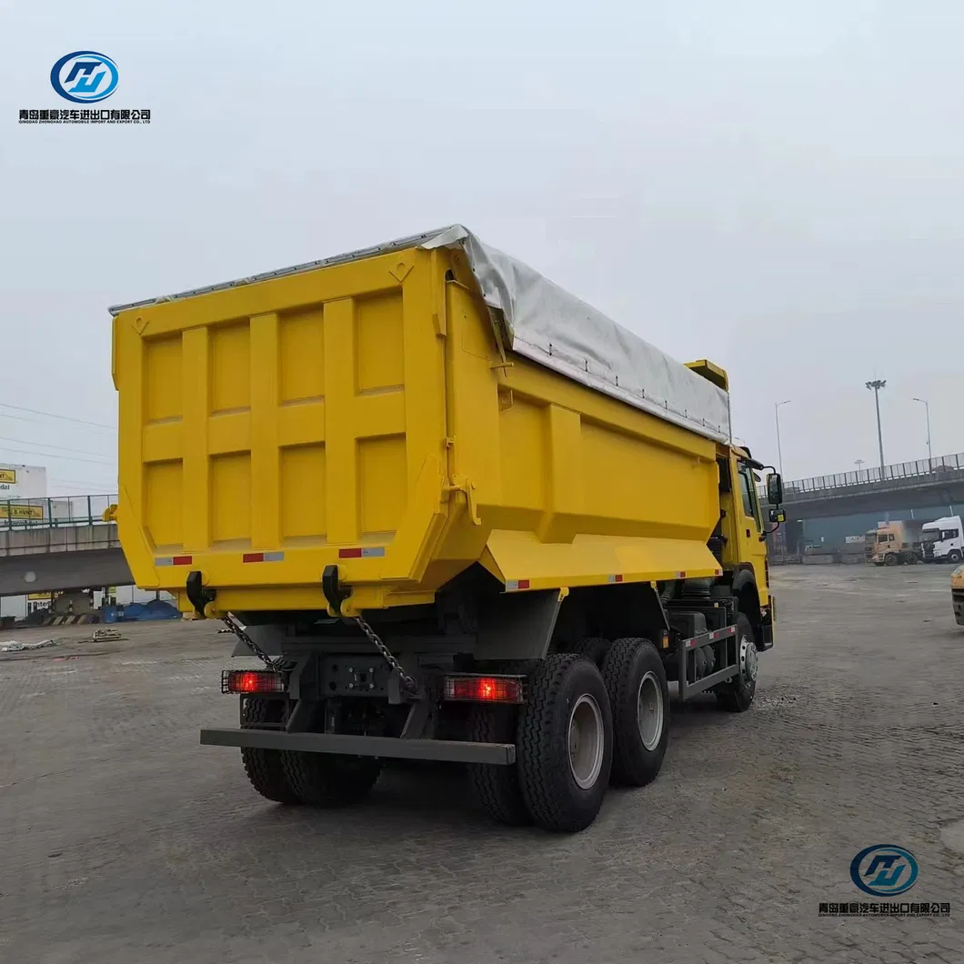 Dump Truck Photo 5
