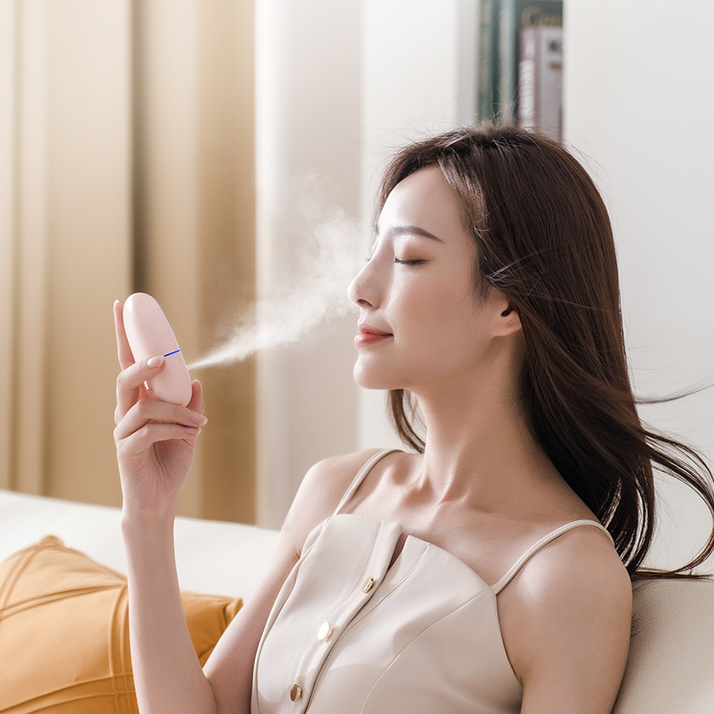 USB Rechargeable Electric Handheld Air Humidifier USB Mini Portable Nano Facial Mister