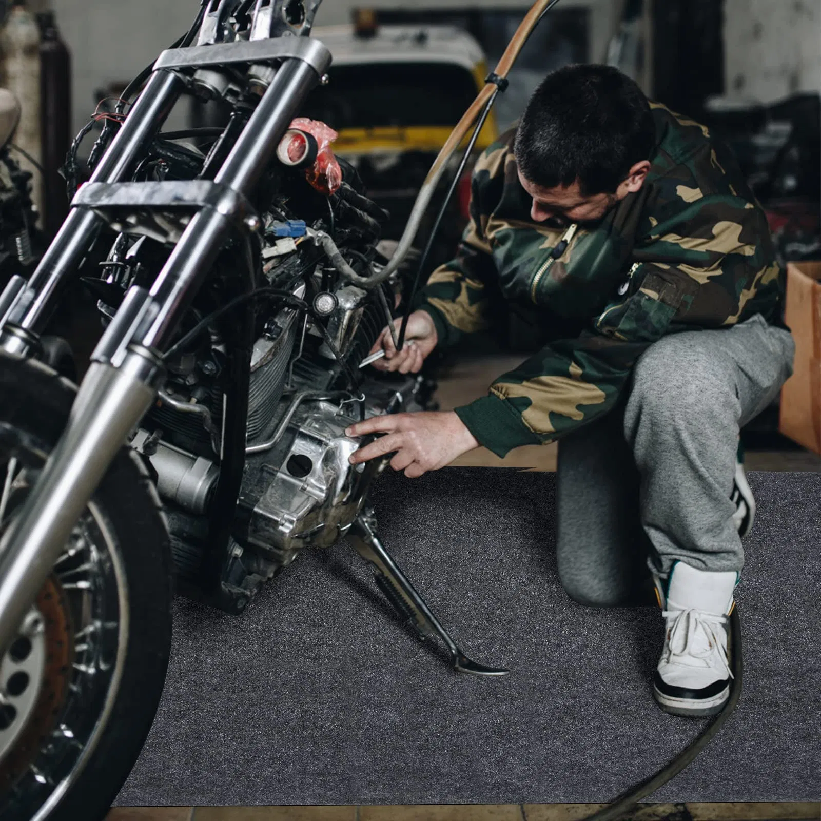 Absorbent Felt Oil Mat Contains Liquid Golf Cart Garage Floor Mat