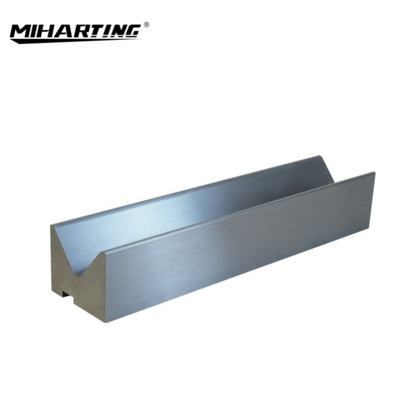 Characteristic CNC Hollandvila Upper Tool Clamping System Press Brake