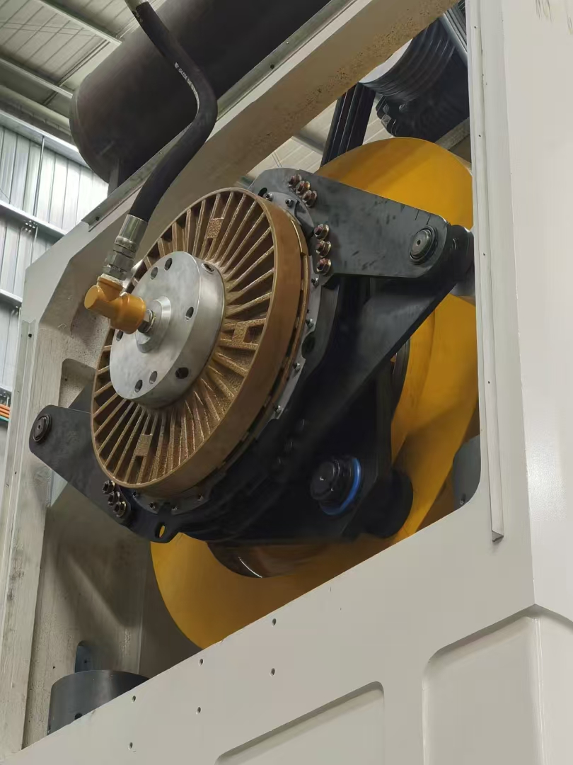 Industrial Heavy-Duty Eccentric Press with Advanced Clutch Brake System