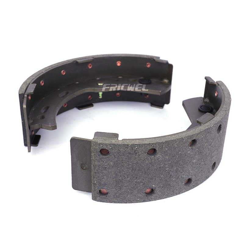 OEM Drum Shoe Less Noise Lower Dust Cleaner Nao Formula Brake System