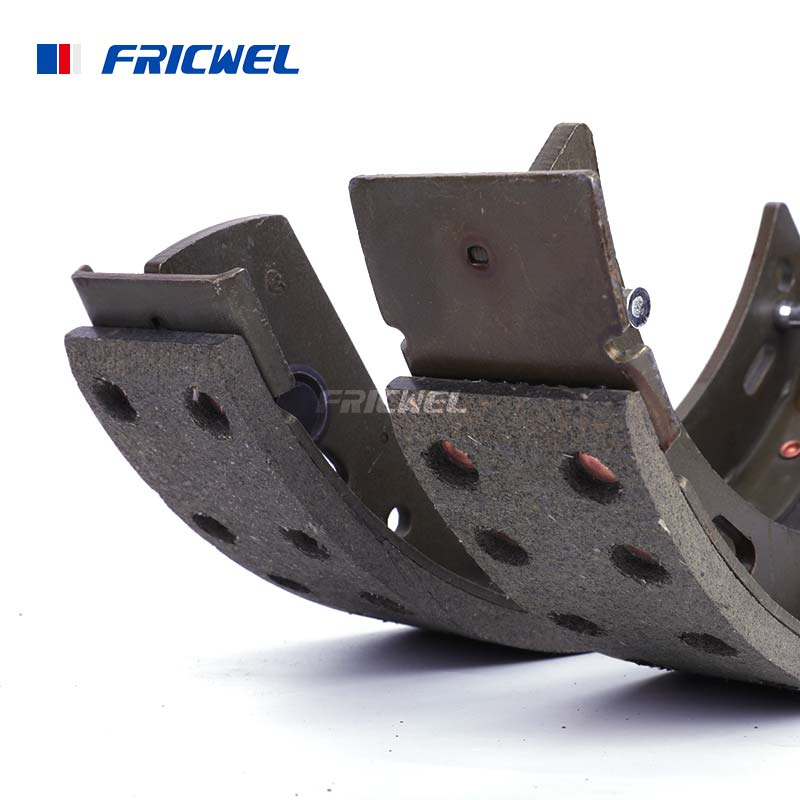 Manufacture Drum Shoe Less Noise Lower Dust Cleaner Nao Formula Brake System