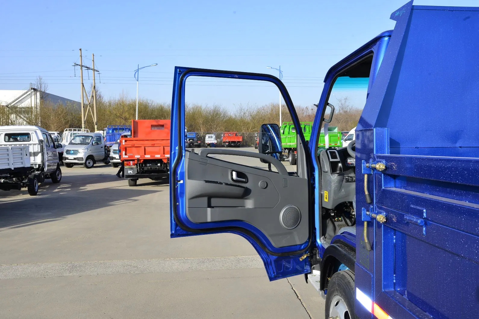 Kama Gk36e Dump Truck: D19tcie1 Engine, 6.00r15 Tires, 24V Electrical System