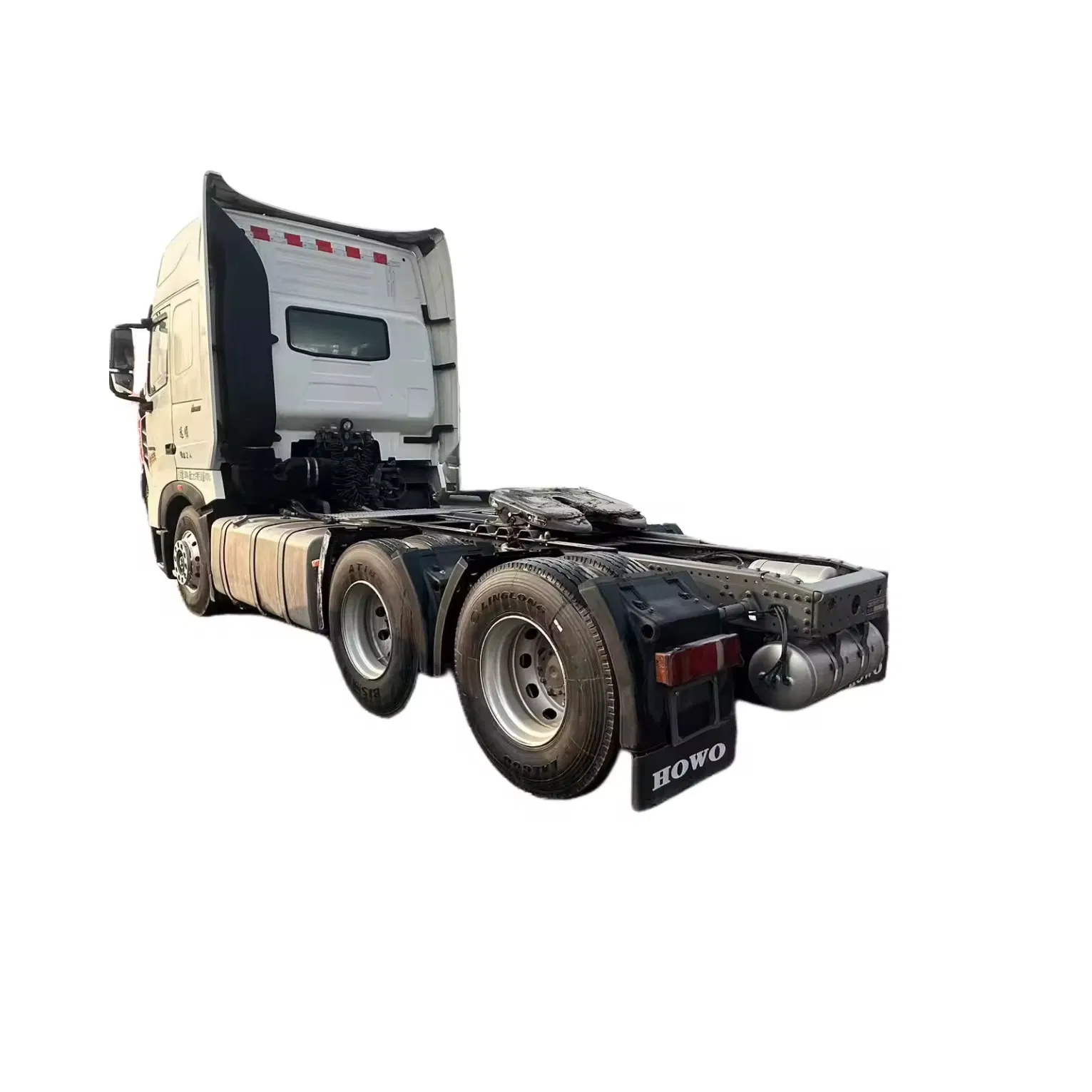 6X4 Tractor Truck Heavy Duty Suspension System for Cargo Transport