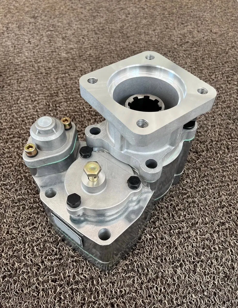 Hydraulic System Pto Truck HOWO 50b Power Take-off for Main Engine Hydraulic