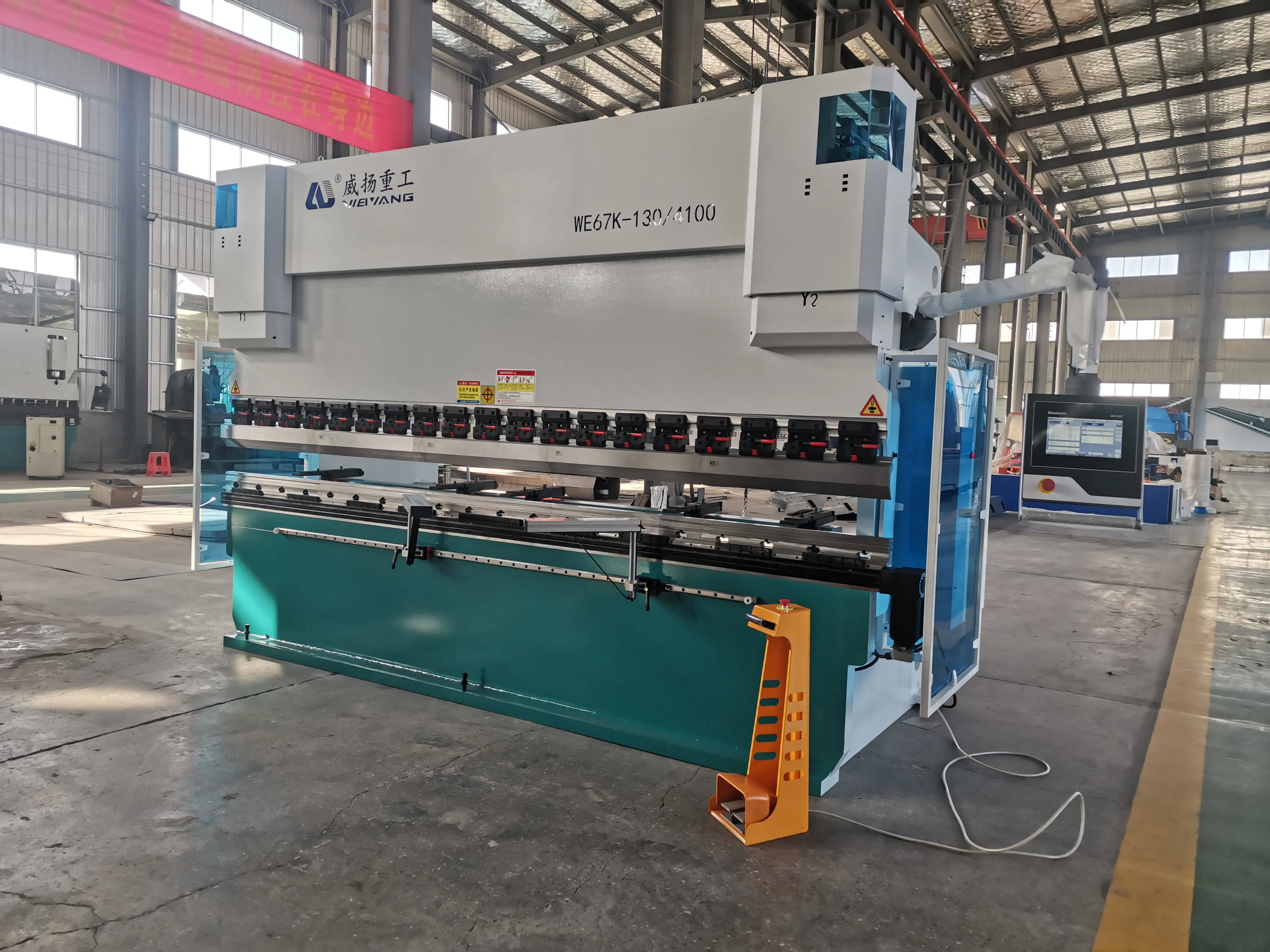 VYMT WE67K CNC Press Brake, DELEM DA58T, 8+1 Axis Solutions