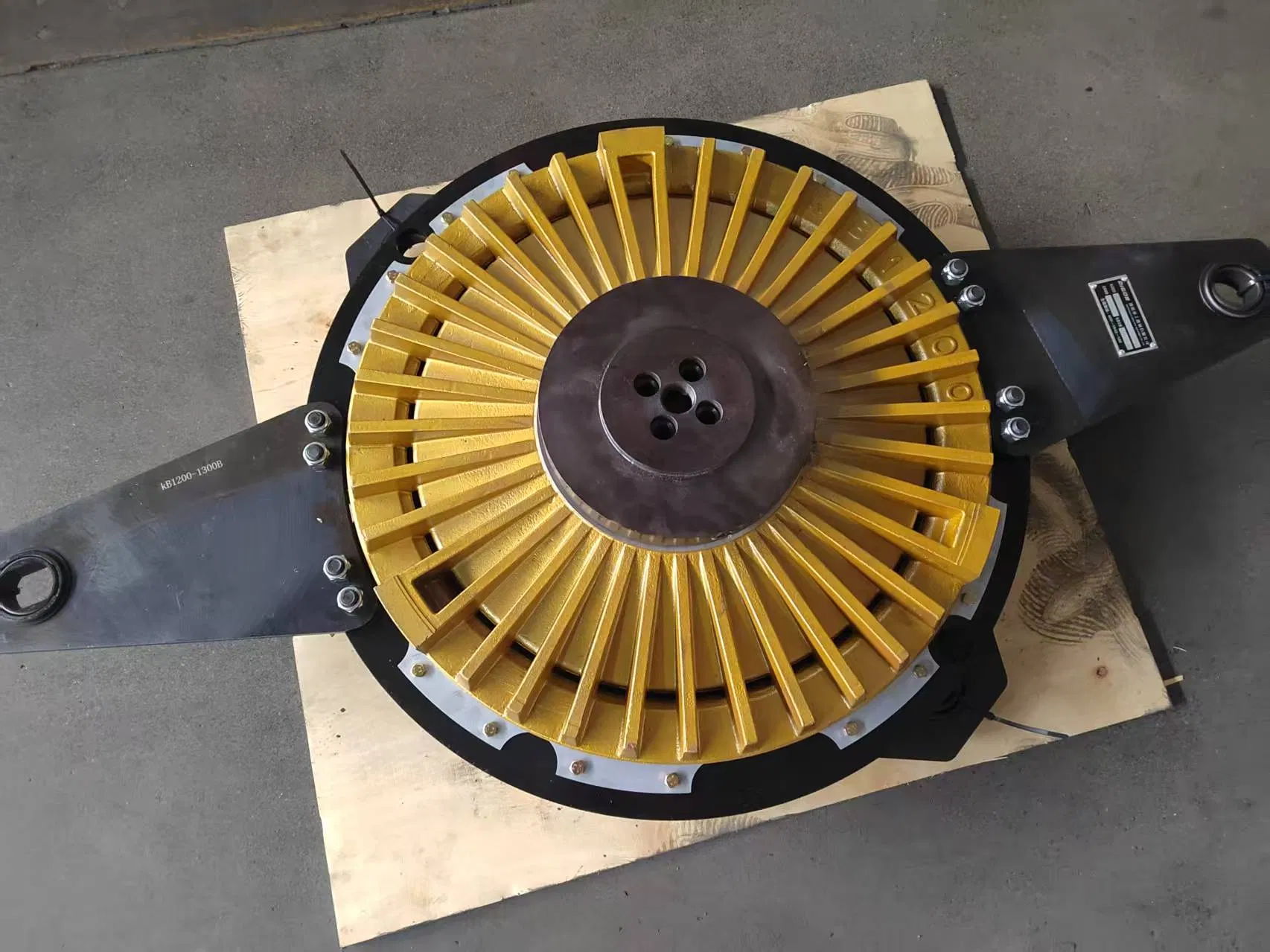 High-Performance Pneumatic Brake System for Deep Drawing Presses