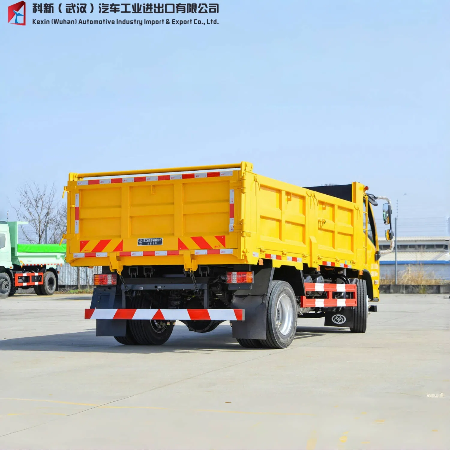 Efficient 155 HP 4X2 Dump Truck – High-Performance Solution for Heavy-Duty Transport