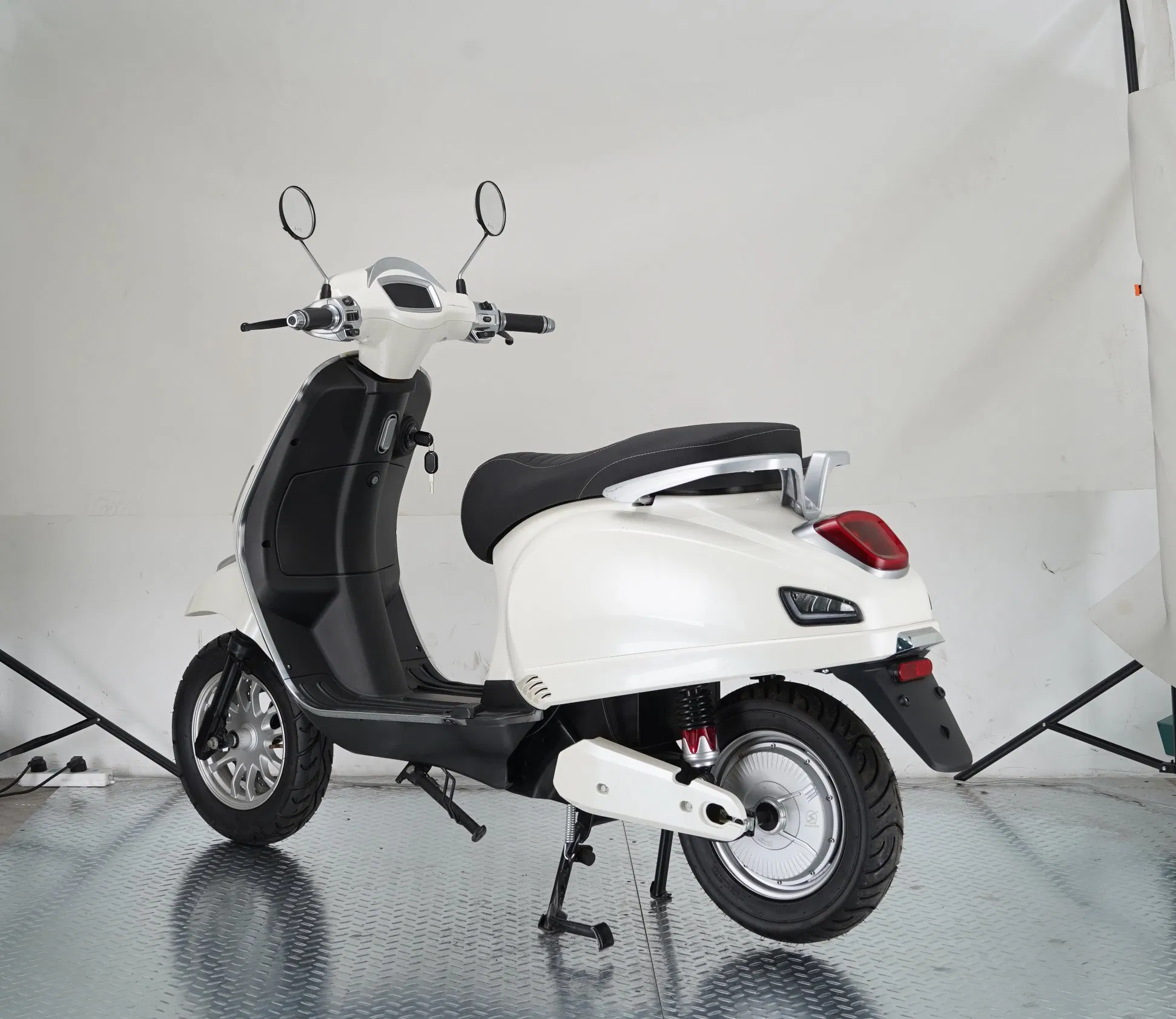 Yamasaki 80cc Gas Scooter Efi System Factory Supplier