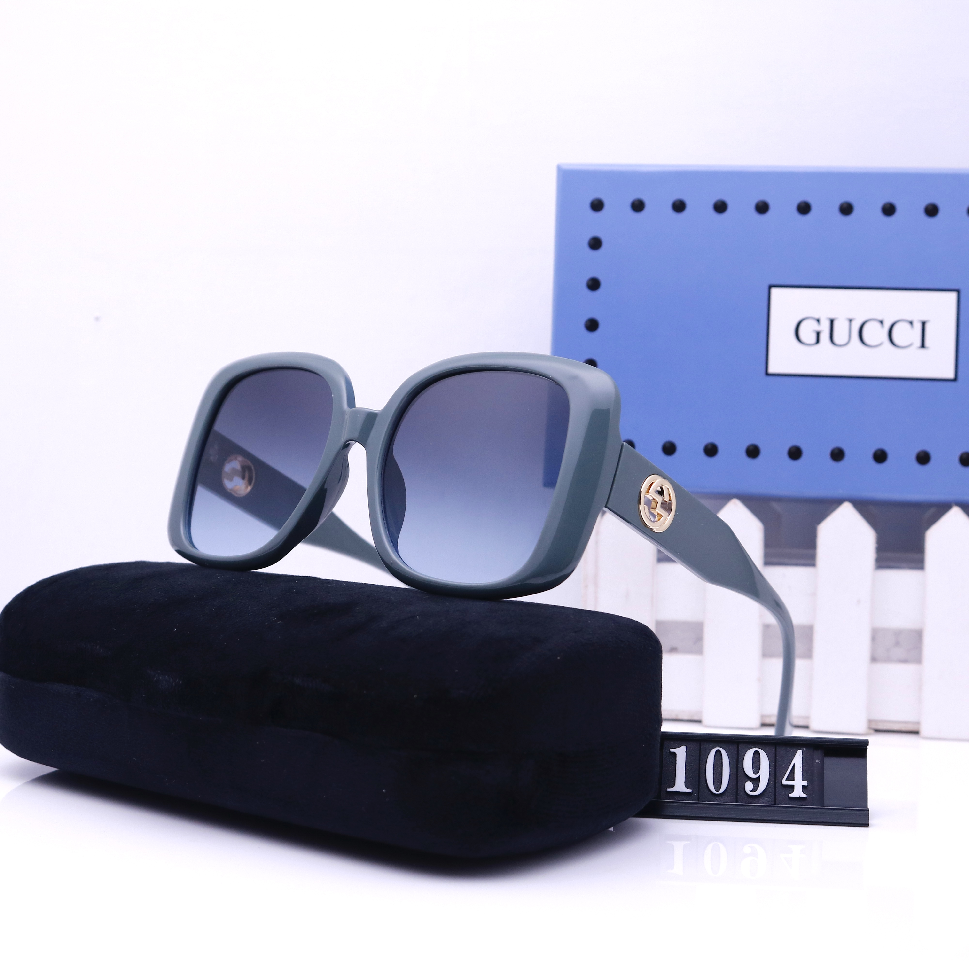 Wholesale small square frame sun glasses fashion vintage women mens sunglasses