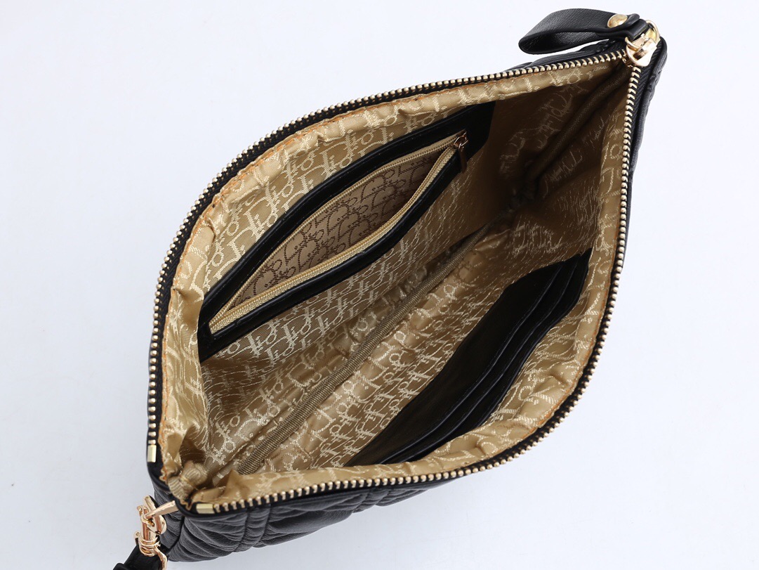 Wholesale Brand black color simple design replica handbag Supplier, Suppliers