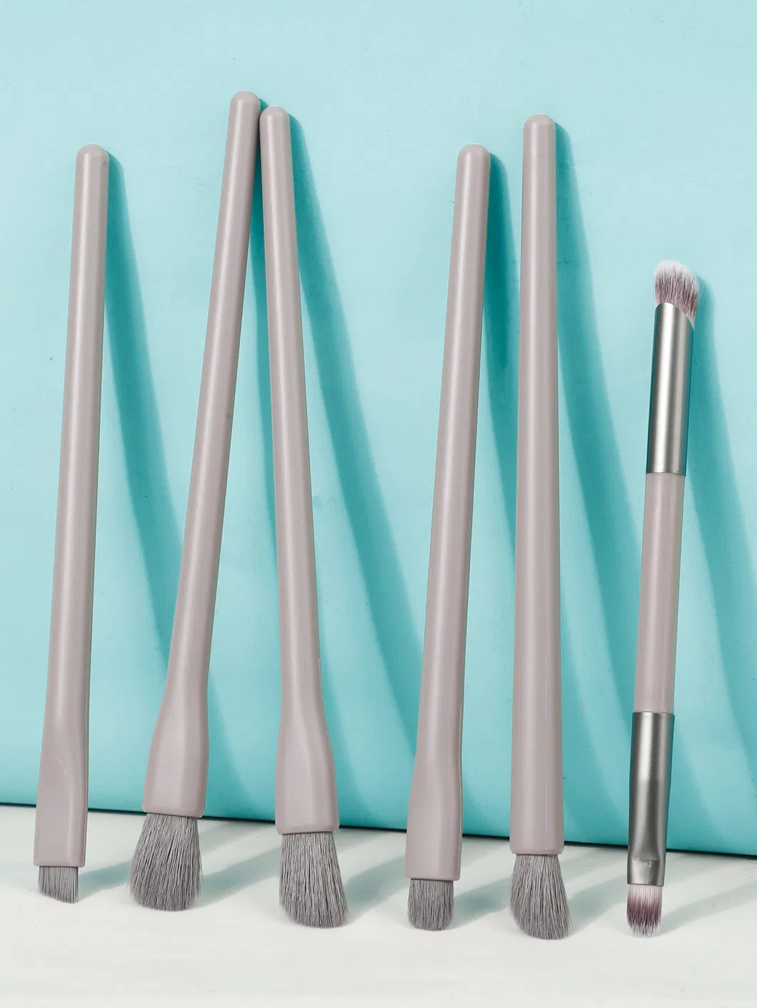OEM Professional Portable Travel Makeup Brush Set Detail 3