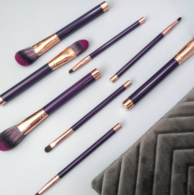 Conjunto de Pincéis de Maquiagem Profissionais 8PCS Roxo Sintético Conjunto de Pincéis Cosméticos Pincel de Maquiagem Blush Base Sombra de Olhos Corretivo Pincel Chanfrado de Esfumar
