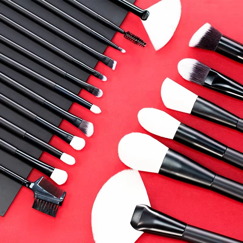 Pincéis de Maquiagem Personalizados com Soluções de Embalagem Personalizadas