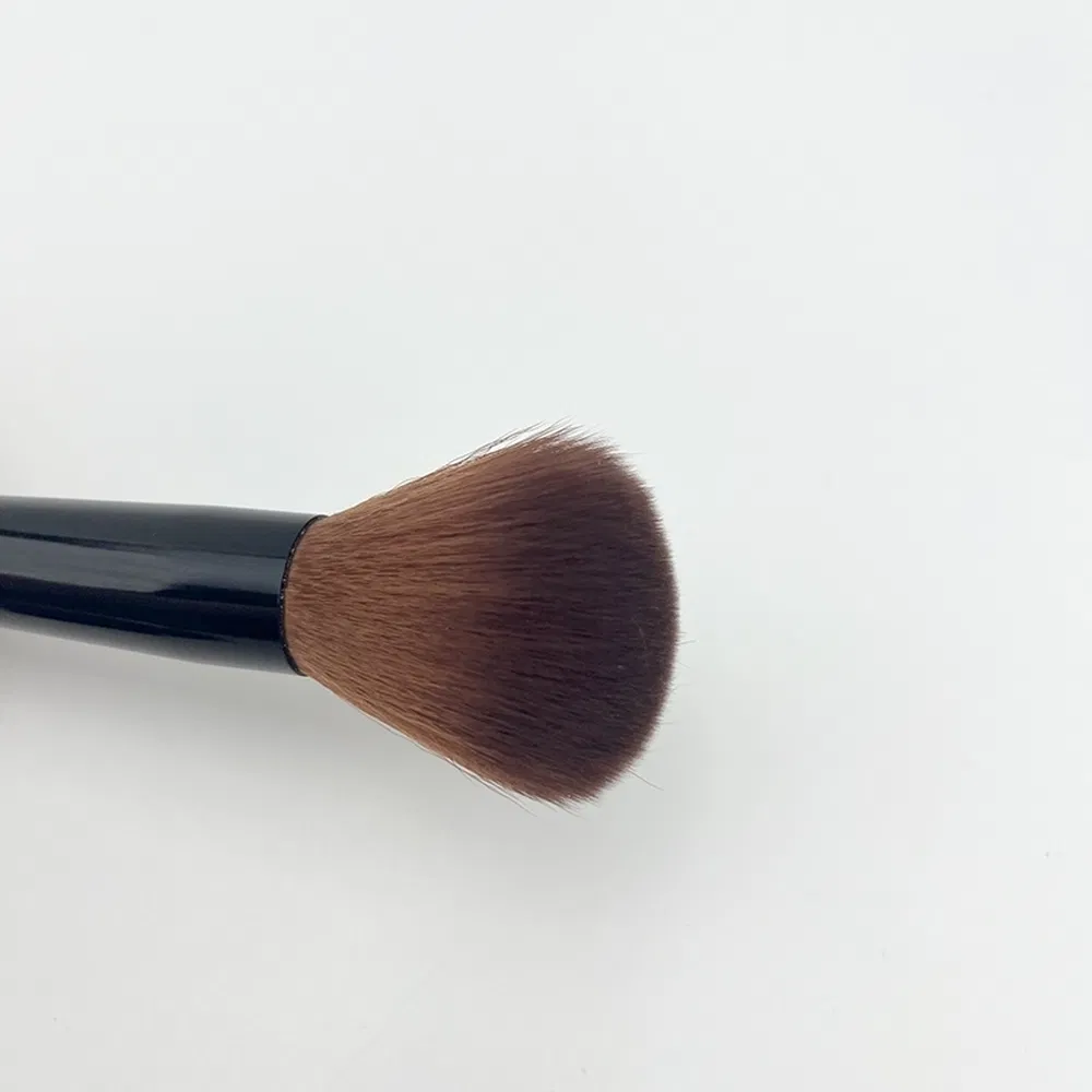 Fábrica de Pincéis Cosméticos Premium Design Portátil Pincel de Iluminador para Brilho Direcionado