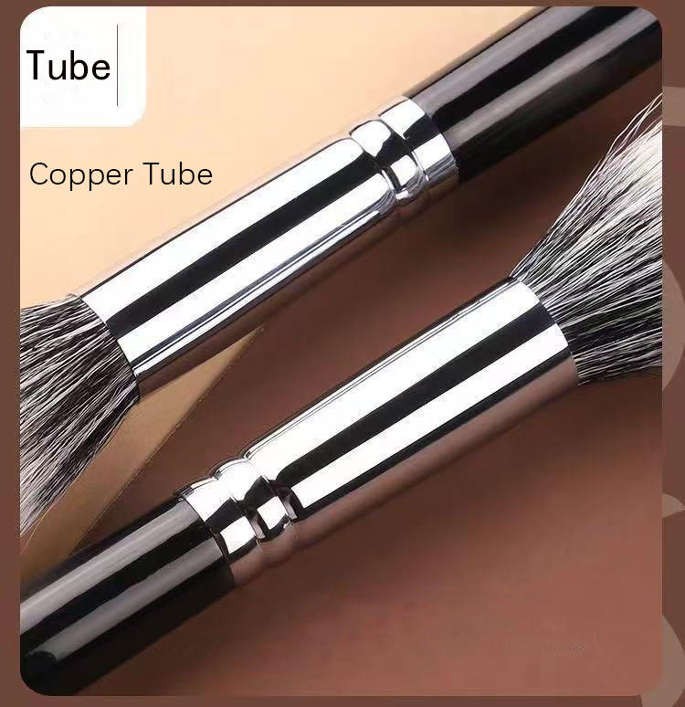 Pincel de Maquiagem para Blush de Cabelo Sintético de Alta Qualidade com Contorno Único e Cabo de Madeira Preta