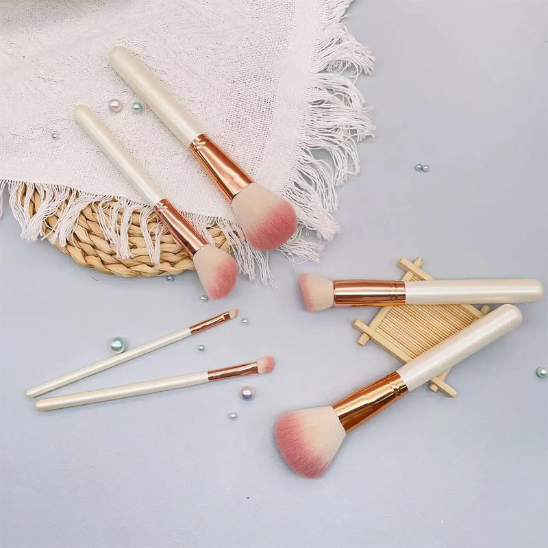 6 Conjunto de Pincéis de Maquiagem com Cerdas Macias da PCS para Pó Solto, Iluminador, Blush, Sobrancelha, Lábios e Sombra para Olhos