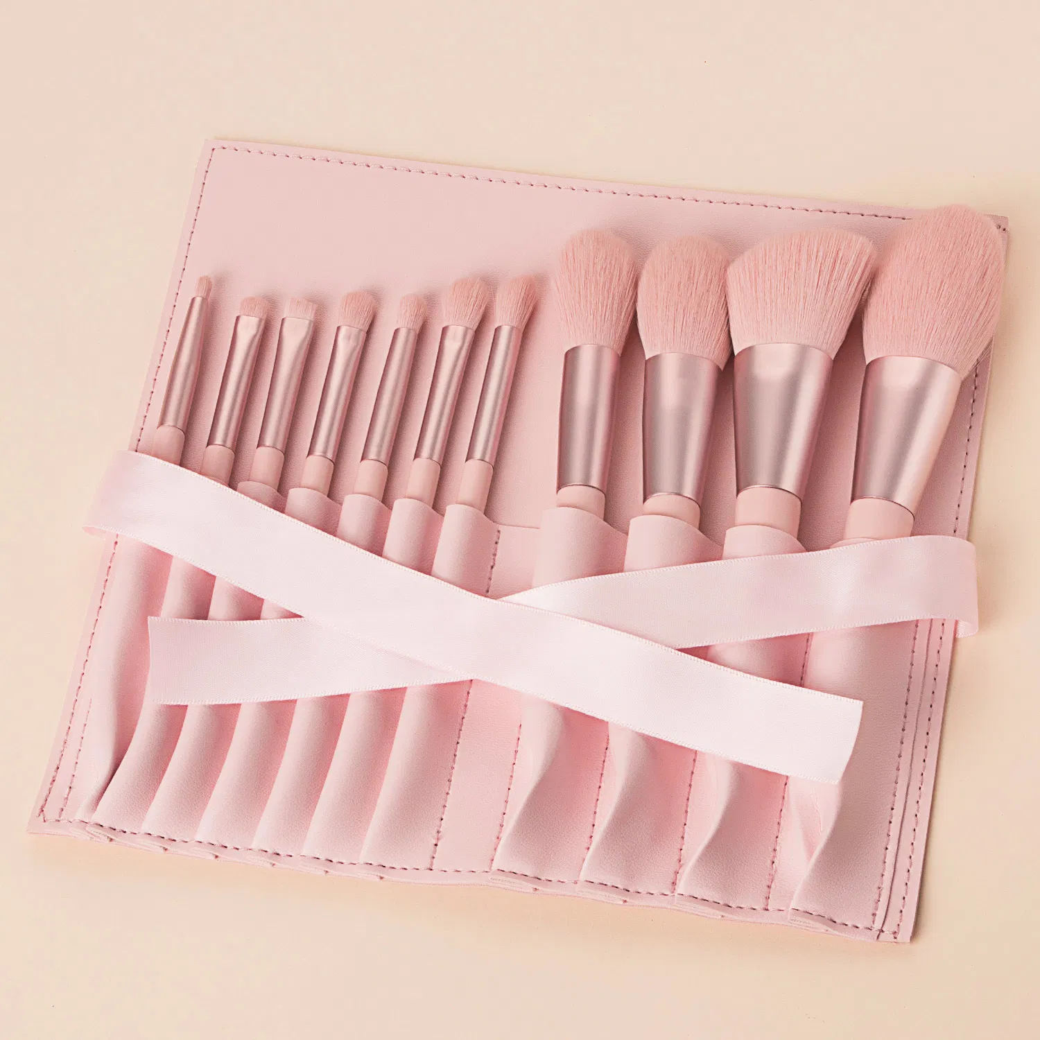 Conjunto de Pincéis de Maquiagem Soft Pink Beautichen 10PCS com Estojo de Couro PU – Pincéis Cosméticos Profissionais para Base, Pó, Sombra, Mistura, Contorno