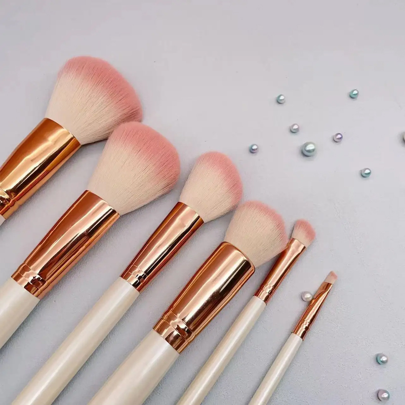 6 Conjunto de Pincéis de Maquiagem com Cerdas Macias da PCS para Pó Solto, Iluminador, Blush, Sobrancelha, Lábios e Sombra para Olhos