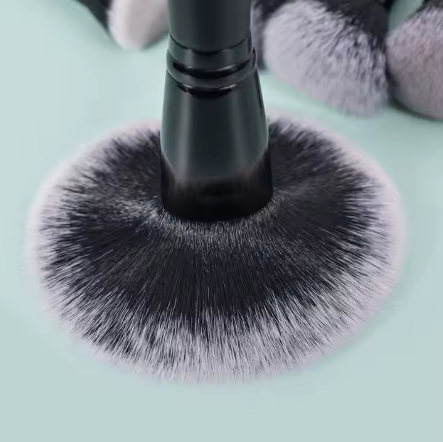 Conjunto de Pincéis de Maquiagem para Blush e Sombra em Pó Solto OEM ODM Logo 15PCS