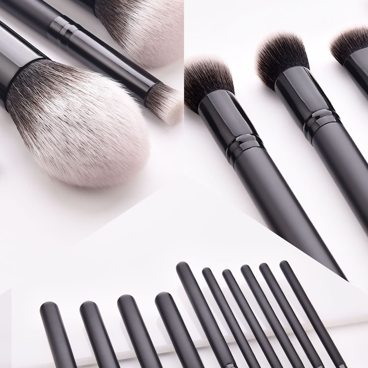 Pincel de Maquiagem para Fundação Kabuki de Cerdas Sintéticas em Promoção