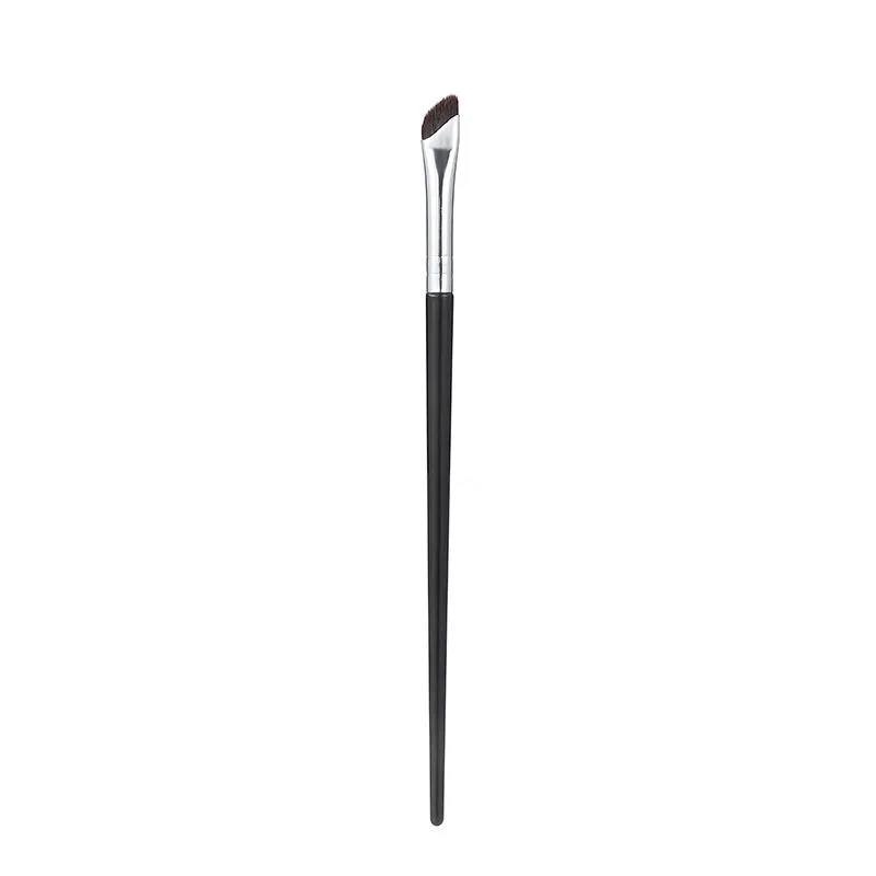 Dica Ideal para Maquiagem de Olhos com Pincel de Delineador Angulado de Uma Extremidade