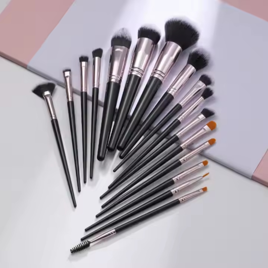 Conjunto de Pincéis de Maquiagem com Cabo de Plástico Preto de Cabelo Sintético de Marca Própria 16PCS