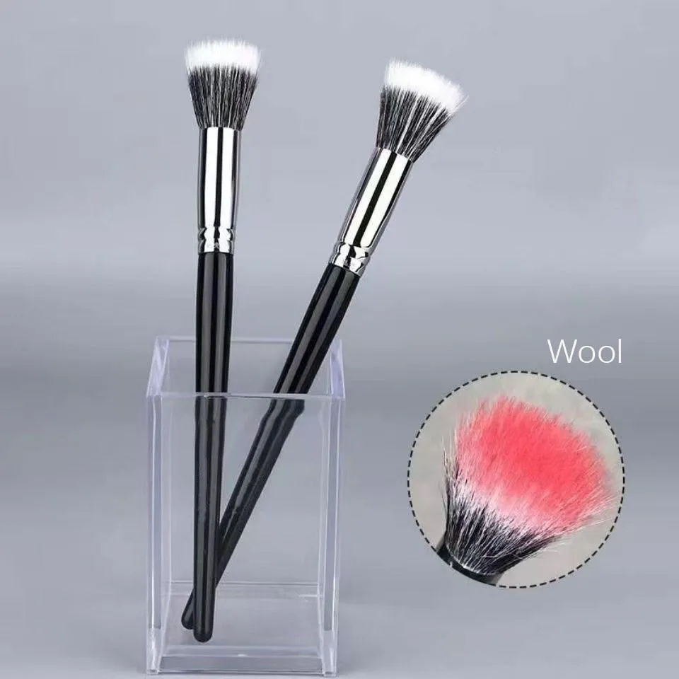 Pincel de Maquiagem para Blush de Cabelo Sintético de Alta Qualidade com Contorno Único e Cabo de Madeira Preta