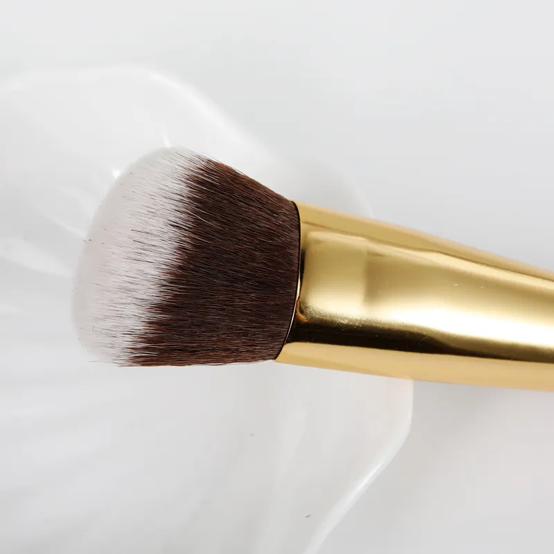 Pincel de Blush Vegano Edição de Cores com Ângulo Suave Perfeito para Blushes e Contorno