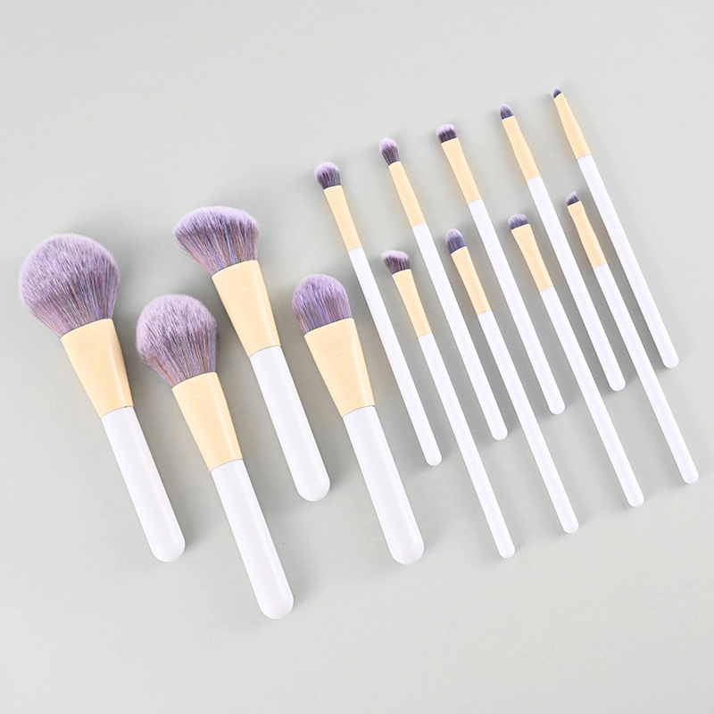 Conjunto de Pincéis de Maquiagem de Marca Própria 13PCS Pincéis Cosméticos Sintéticos Premium para Base e Corretivo